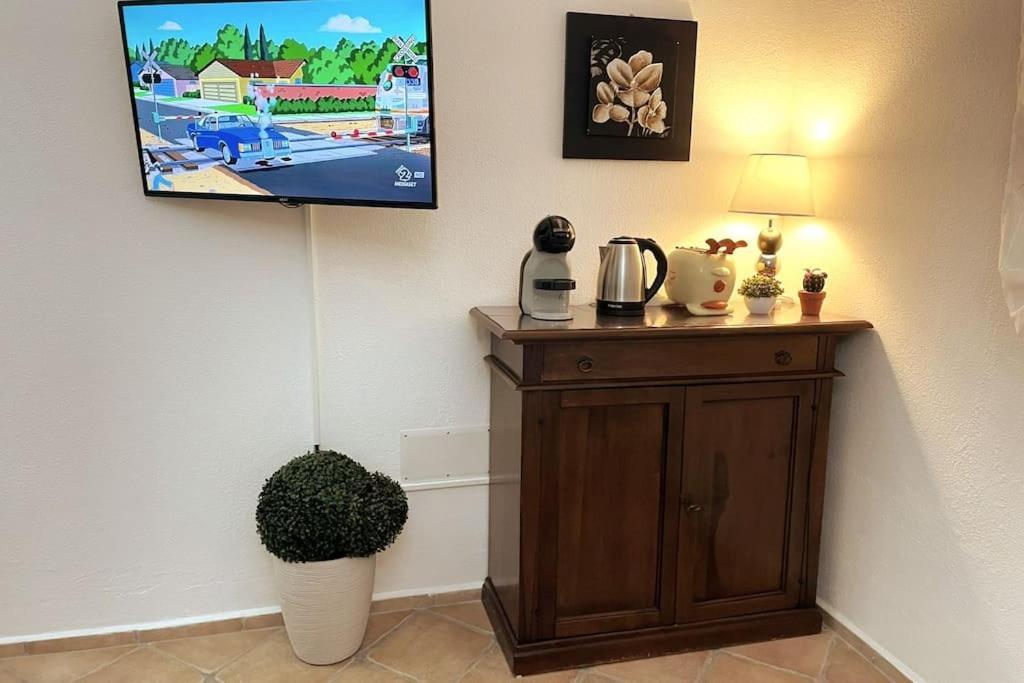 Looney Tunes Home أولبيا المظهر الخارجي الصورة